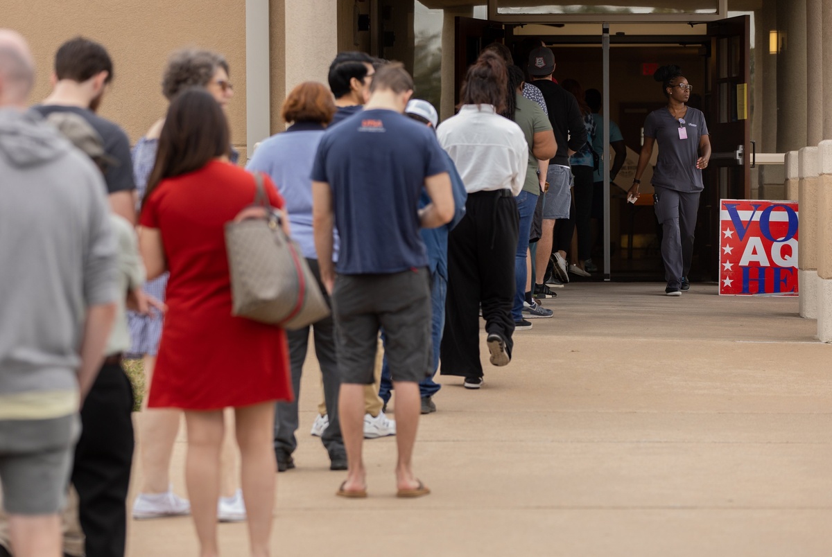 Texas redistricting standoff complicates preparations for March 2026 primary